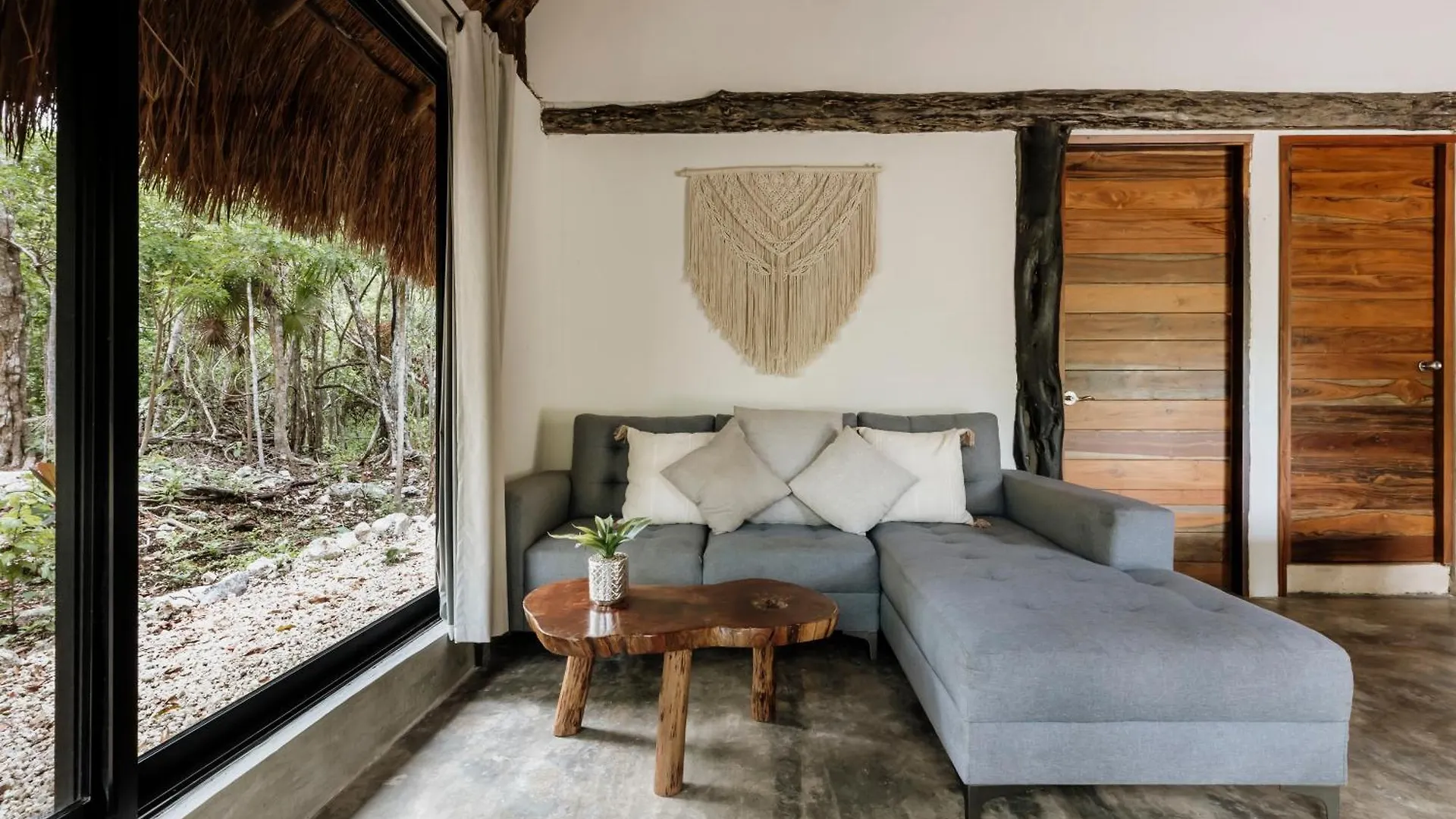 Hotel Naay Zama Tulum 4*,
