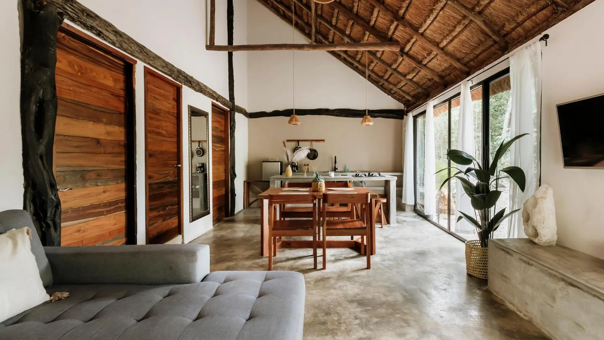Hotel Naay Zama Tulum 4*,